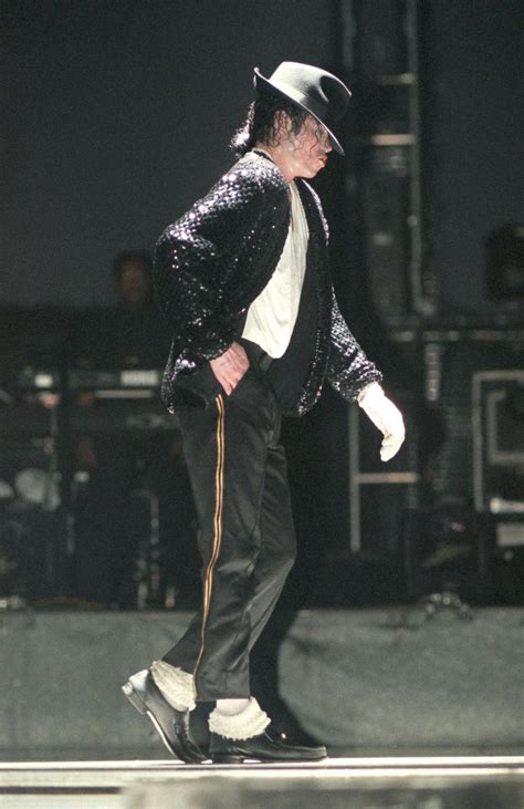 Michael Jackson busted out the moonwalk 33 years ago today on ‘Motown ...