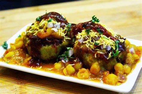 15 Must-Try Dishes: Maharashtra's Culinary Delights: