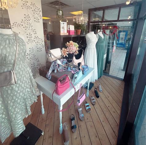 Image result for Ruby Lips Room