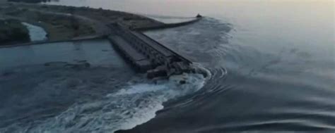 Staudamm in der Ukraine zerstört – Dörfer und Getreidefelder geflutet ...