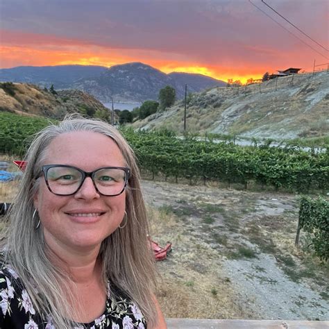 HOWLING BLUFF ESTATE WINERY - All You Need to Know BEFORE You Go 2026 ...