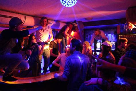 THE GOOD OLD PUB CRAWL (2026) All You Need to Know BEFORE You Go (with ...