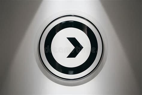 Image result for Counterclockwise Arrow Icon