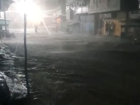 Late night torrential rains drenched the city of Khambhat; Low-lying ...