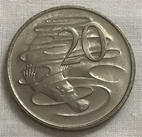 AUSTRALIA 1977 ... TWENTY CENTS COIN ... PLATYPUS