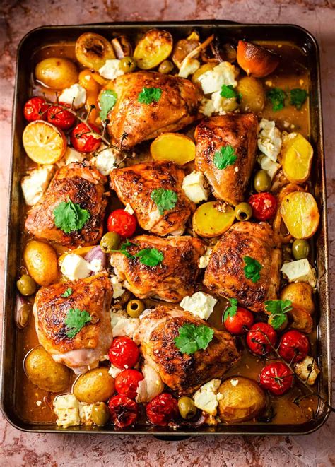 Mediterranean Chicken Tray Bake with Potatoes, Olives, Pepper and Feta ...