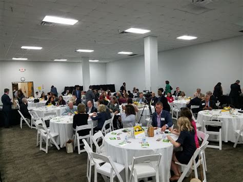 Community Center «Trini Mendenhall Community Center», reviews and ...