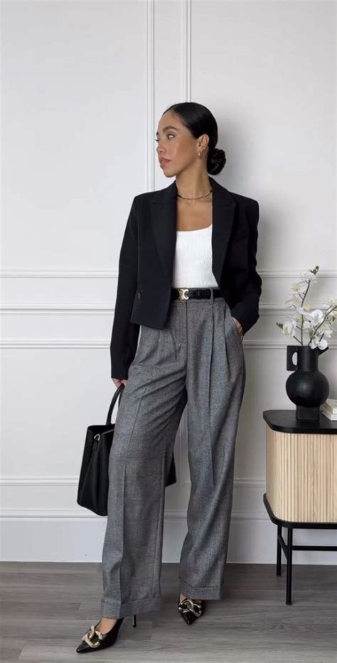 Business-Casual Work Outfits 的图像结果