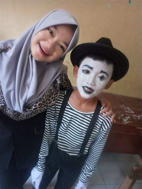 Image result for Tutorial Make Up Pantomim