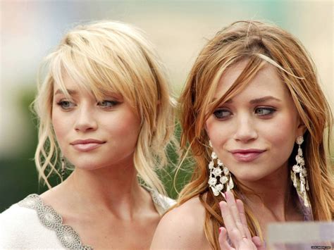 A Look at the Olsen Twins…What Happens When One Twin Has Facial Fillers and the Other Doesn't ...