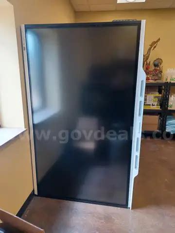 SmartBoard Smart TV | GovDeals