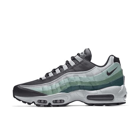Green Air Max 95. Nike.com