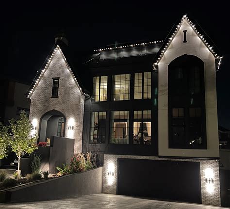 Permanent Christmas & Outdoor Lights - Lights by HomeOne