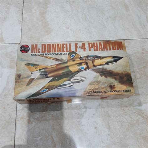 Jual Mokit Airfix Mc Donnell F-4 Phantom Pesawat Jet tempur Antik rare ...