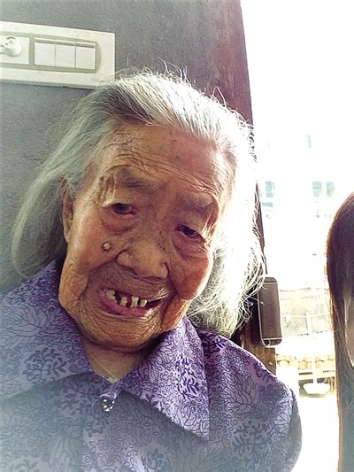 新疆135岁老人去世 生前为中国最长寿老人-新华网