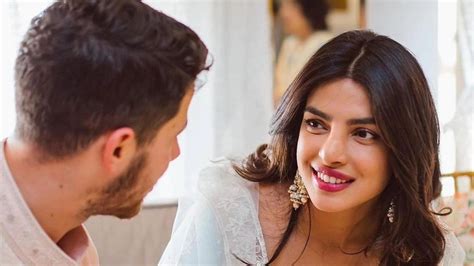 प्रियंका चोपड़ा की शादी की अनदेखी फोटो, कुर्ता-पैजामा में निक, सूट में ...