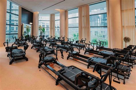 Traditional Pilates Vs. Lagree Megaformer: What's The Difference ...