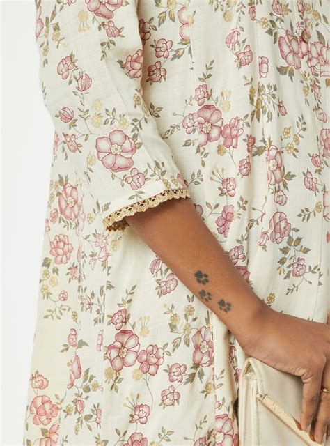 Buy Women Floral Print A-line Kurta Set Online at just Rs. 1299.0 ...