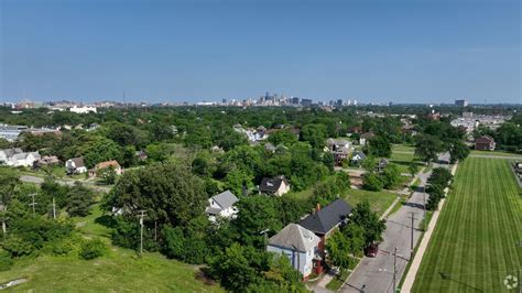 About Northwest Goldberg | Schools, Demographics, Things to Do - Homes.com