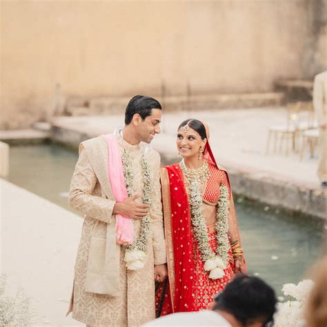 VOGUE India: Women's Magazine for Beauty, Fashion, Lifestyle ...