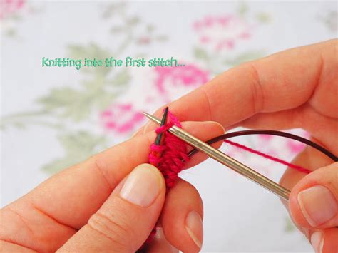 What Is Magic Loop Method in Knitting 的图像结果