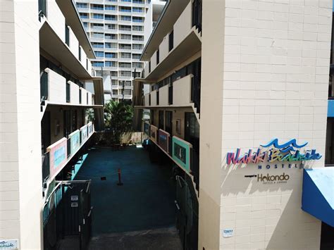 Waikiki Beachside Hostel | Best Hawaii Hostel | Honolulu