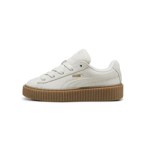 Sneakers Streetwear + more. India's leading luxury lifestyle boutique ...