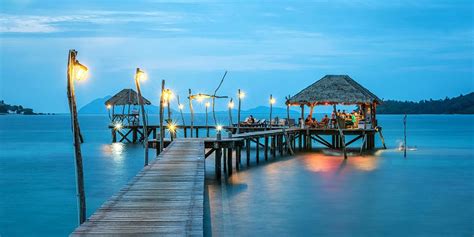 Manipal Local People 的图像结果