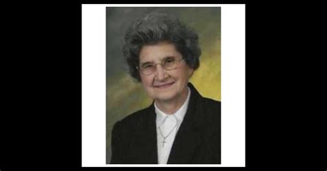 Obituary | Evelyn Ida Saur of Waring, Texas | Schaetter Funeral Home
