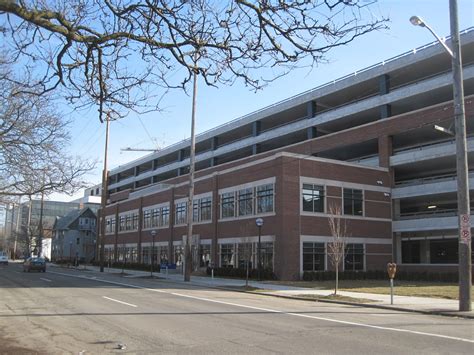 University of Michigan Thompson Street Parking Structure - WGI