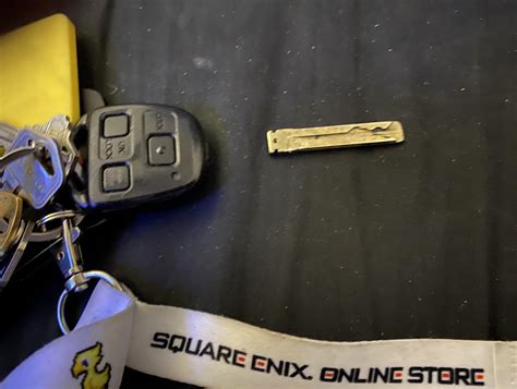Metal part of key snapped off : r/mildlyinfuriating