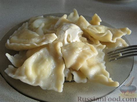 Рецепт: Домашние вареники с творогом на RussianFood.com