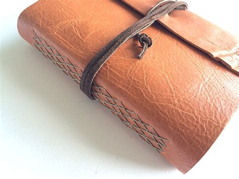Leather Bookbinding Tutorial 的图像结果