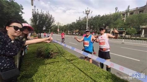 内蒙古包头：3000名跑友开启第二届健康草原行城市公益跑