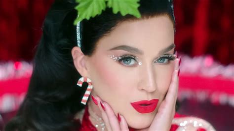 Katy Perry Warms Up With Santa in 'Cozy Little Christmas' Video ...