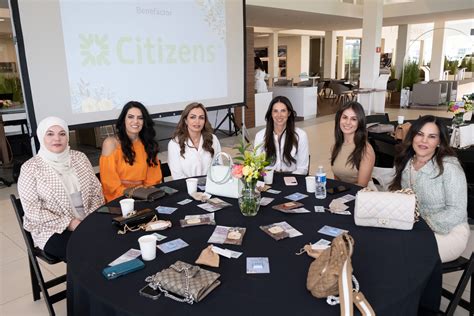 100 Arab American Women Who Care celebrate 10th anniversary, donate $10,000 to local organization
