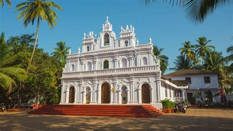 10 Most Beautiful Churches In Goa To Visit