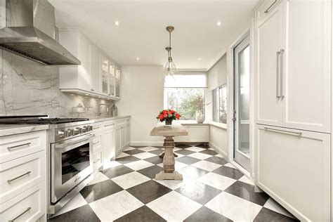 Checkerboard Floor: Seta Grigio, Classic Bianco and Pinot Bianco ...