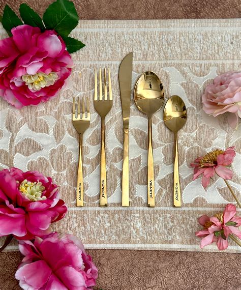 Flat Table Spoon (Shine Gold Finish, Set of 6) – Vigneto