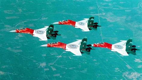 IAF SU-30 MKI shot down AIM-120 AMRAA missile fired by F-16 during PAF ...