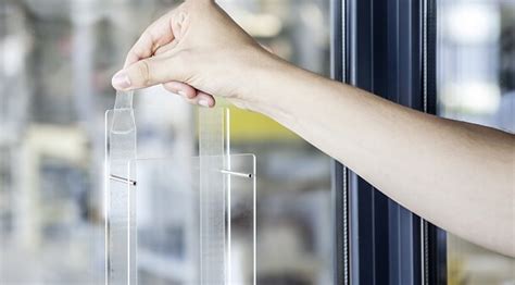 Removable Tape Solutions for Residue-free Bonding - tesa