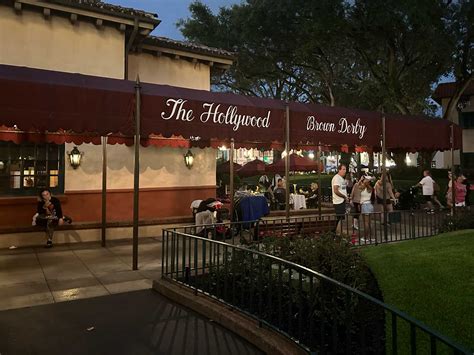 Disney's Hollywood Studios Restaurants Ranked: From Fast Food to Fine ...
