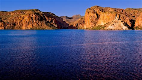 A Scenic Drive on the Apache Trail