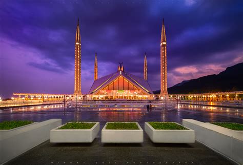 Faisal Masjid Night