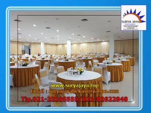 Menyewakan Bunga Meja Plastik Sebagai Hiasan di Jakarta