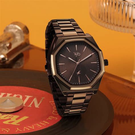 Buy Online Vyb Maverick By Fastrack Quartz Analog Brown Dial Brown ...
