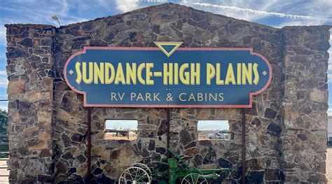SUNDANCE HIGH PLAINS RV PARK AND CABINS (Lamar) - Motel Reviews ...