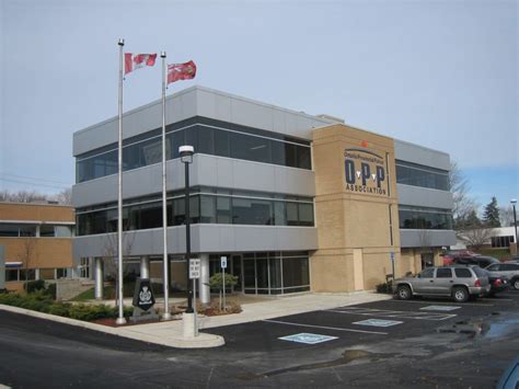 Small Office Building 的图像结果