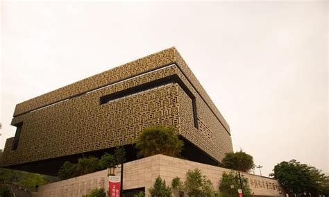这座博物馆造型是世界最大的香盒,在广东东莞,它有三个第一|博物馆|沉香|香盒_新浪新闻
