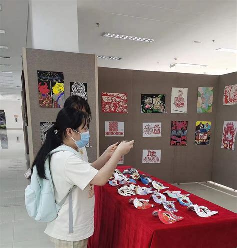 【教学动态】艺术与设计学院2020级美术学1班《中国民间美术》课程作品展